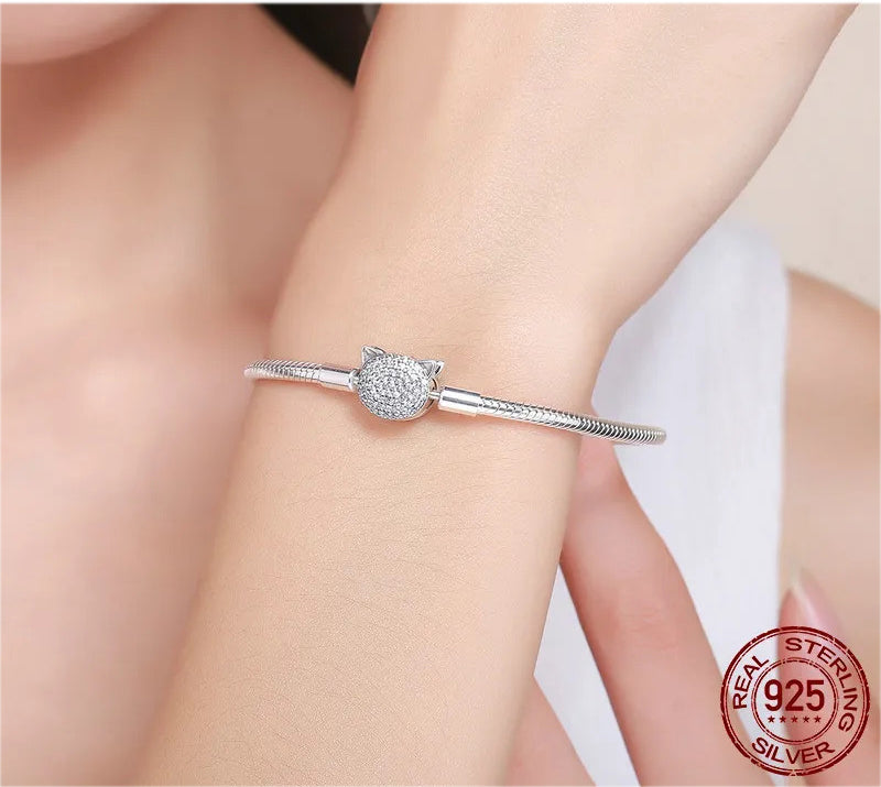 Silver Glittering Bracelet with CZ